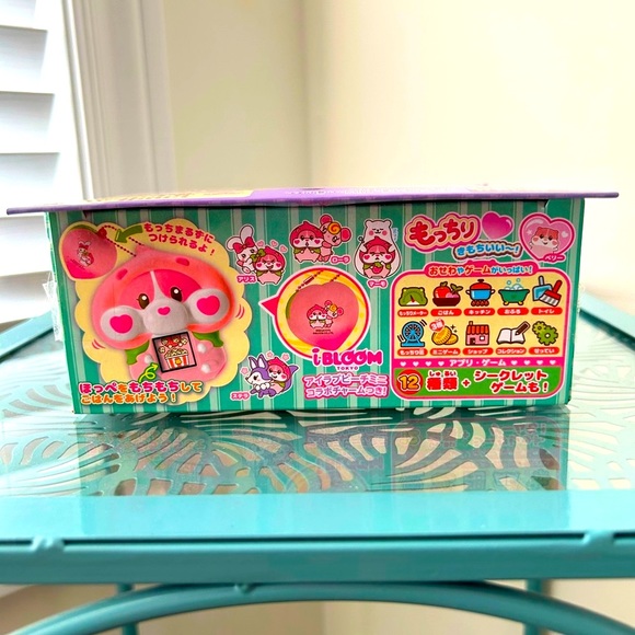 SEGA Toys Mochchiri Pet Peach Mocchi Maruzu Digital Toy Like New In Box - Picture 5 of 5